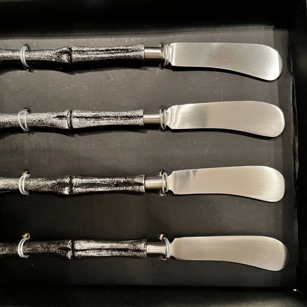 Cheese Spreaders (Set of 4 / new‎ in box)